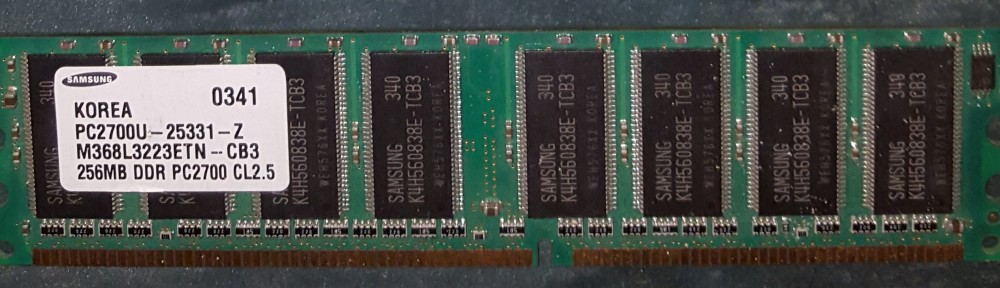 Samsung 256 Mb DDR 333 Mhz PC2700U-25331-Z M368L3223ETN-CB3 CL2.5 DIMM – Occasion